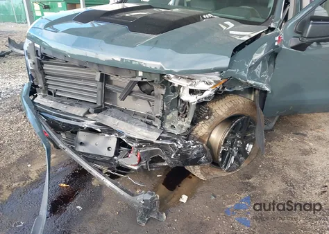 2025 Chevrolet Silverado 1500 4Wd Short Bed Lt Trail Boss z USA, uszkodzony, nr VIN 3GCUKFEL9SG279416